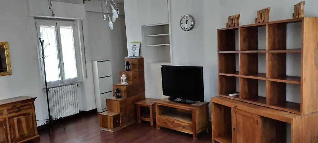 Sempione Red Apartment Milan 0*,
